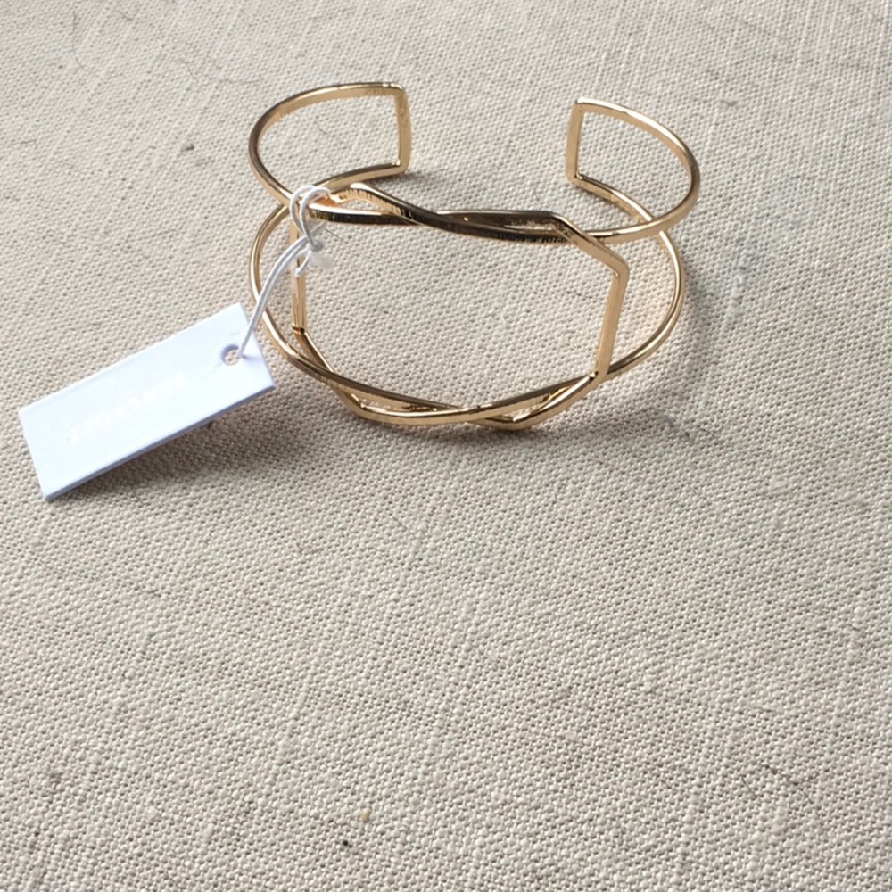 NWT Bancroft Gold Octagon Cuff